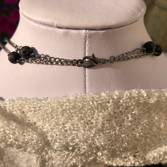 Gunmetal grey chain necklace with black lava stone beads - Picture 4 of 6